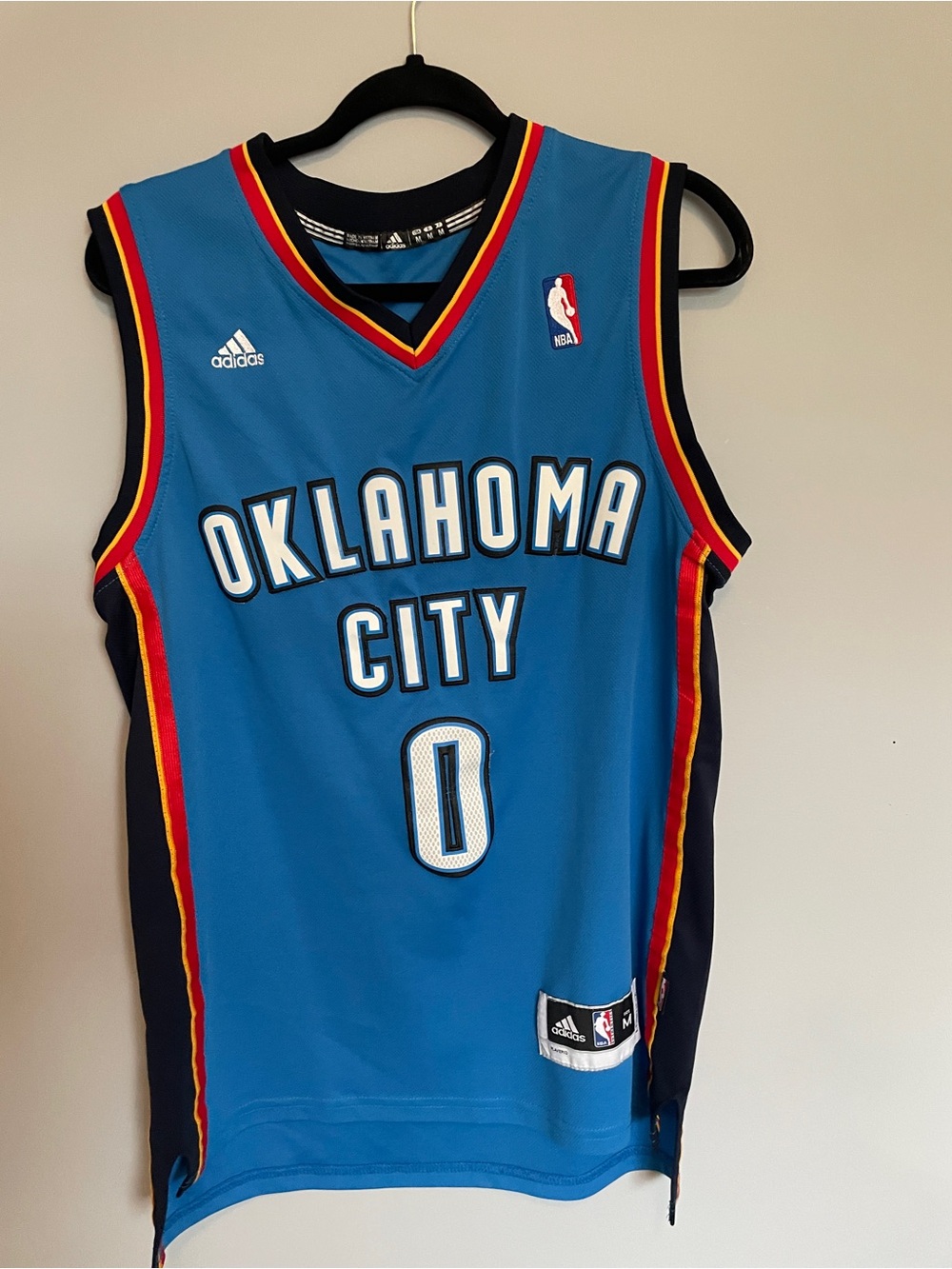 Adidasa Oklahoma City Thunder Russell Westbrook Jersey Size M